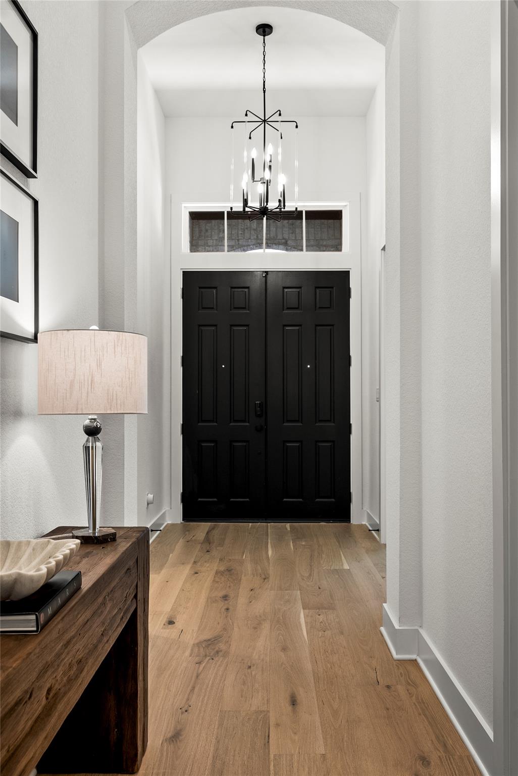 384 Leaning Rock RDG, Austin, TX 78737