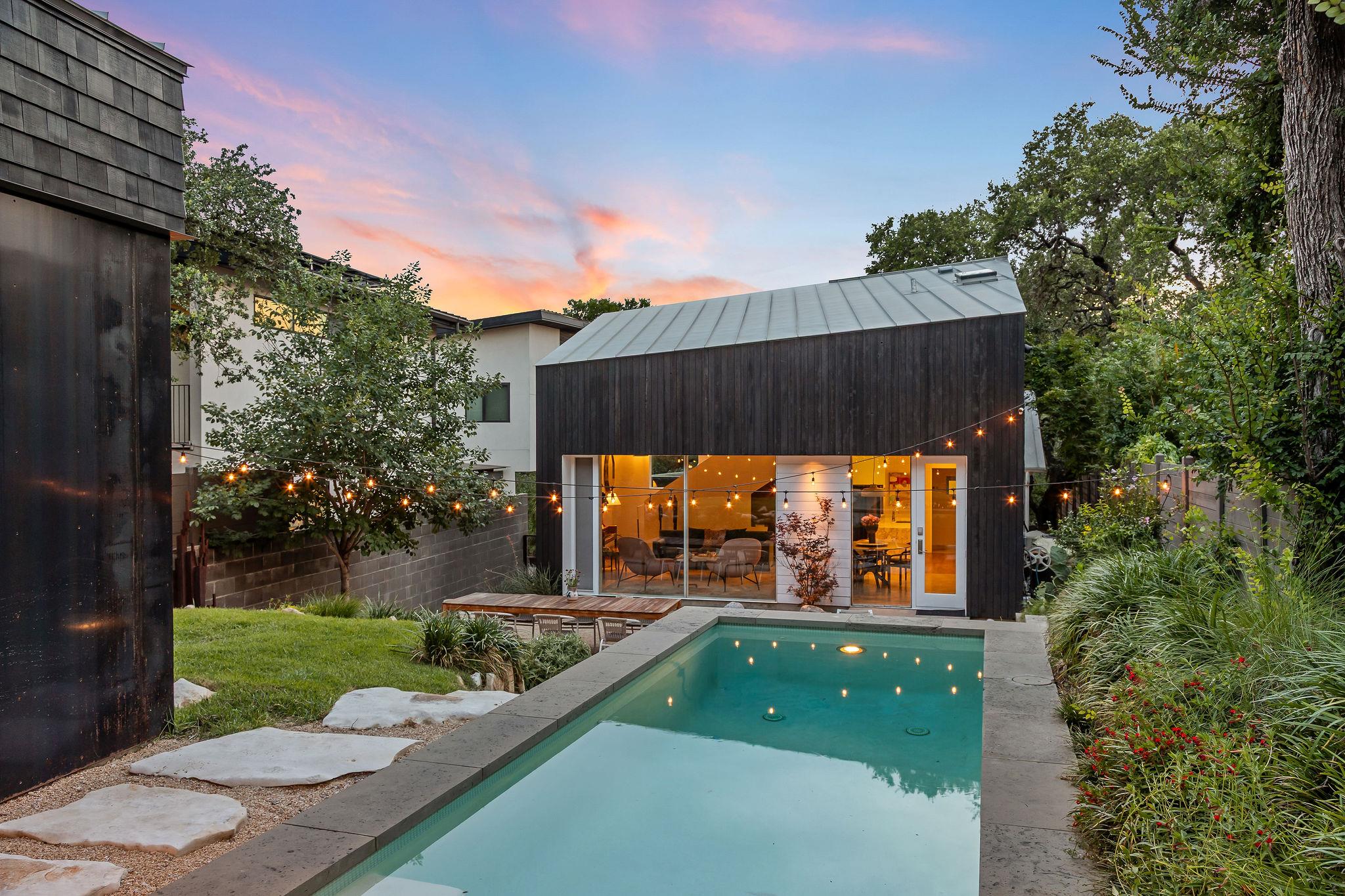 1303 12 Hillside Ave, Austin, TX 78704