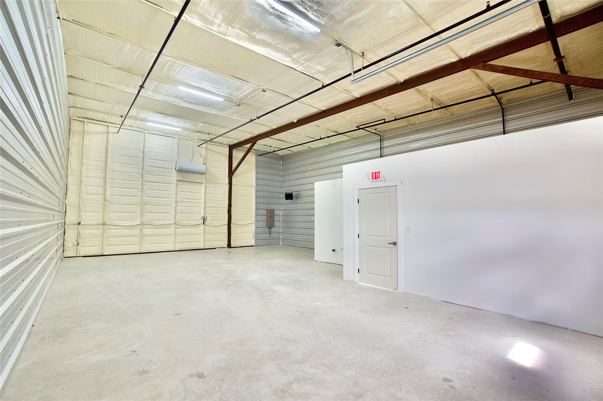 190 Ninety Four LN, Taylor, TX 76574