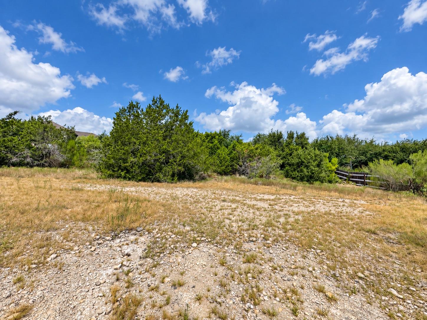 10011 Janet Loop, Dripping Springs, TX 78620