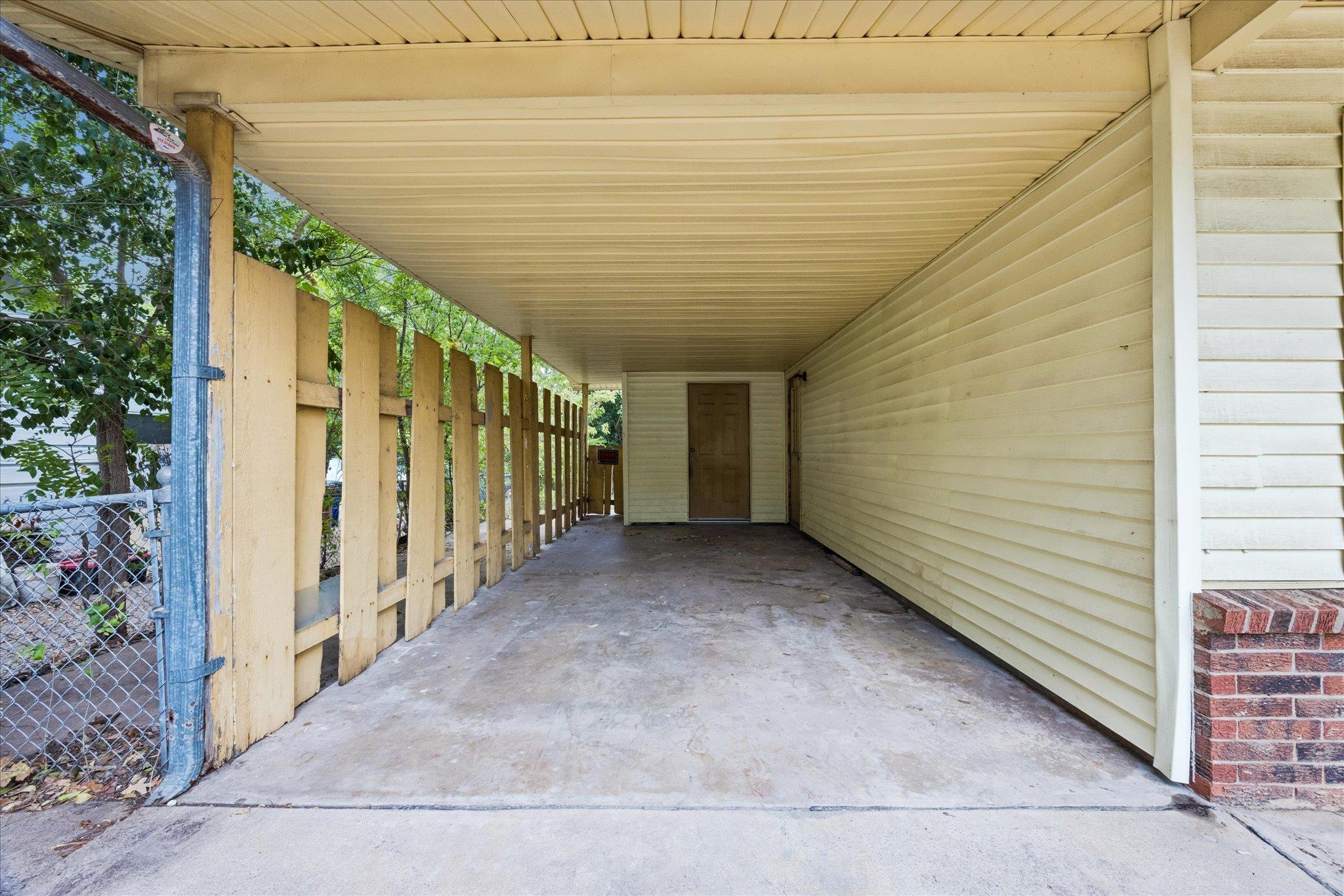 402 Bramble DR, Austin, TX 78745