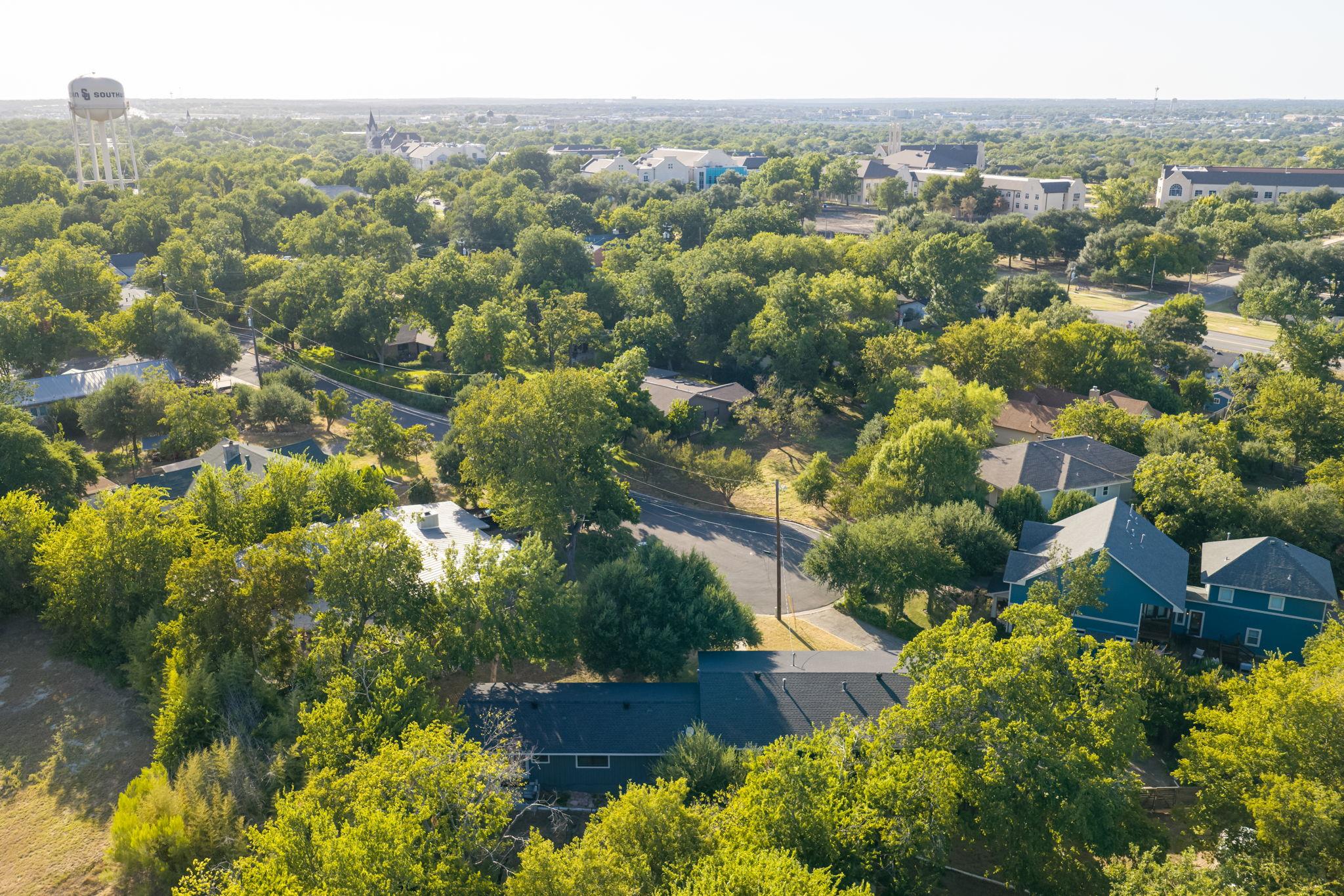 1712 Mccoy PL, Georgetown, TX 78626