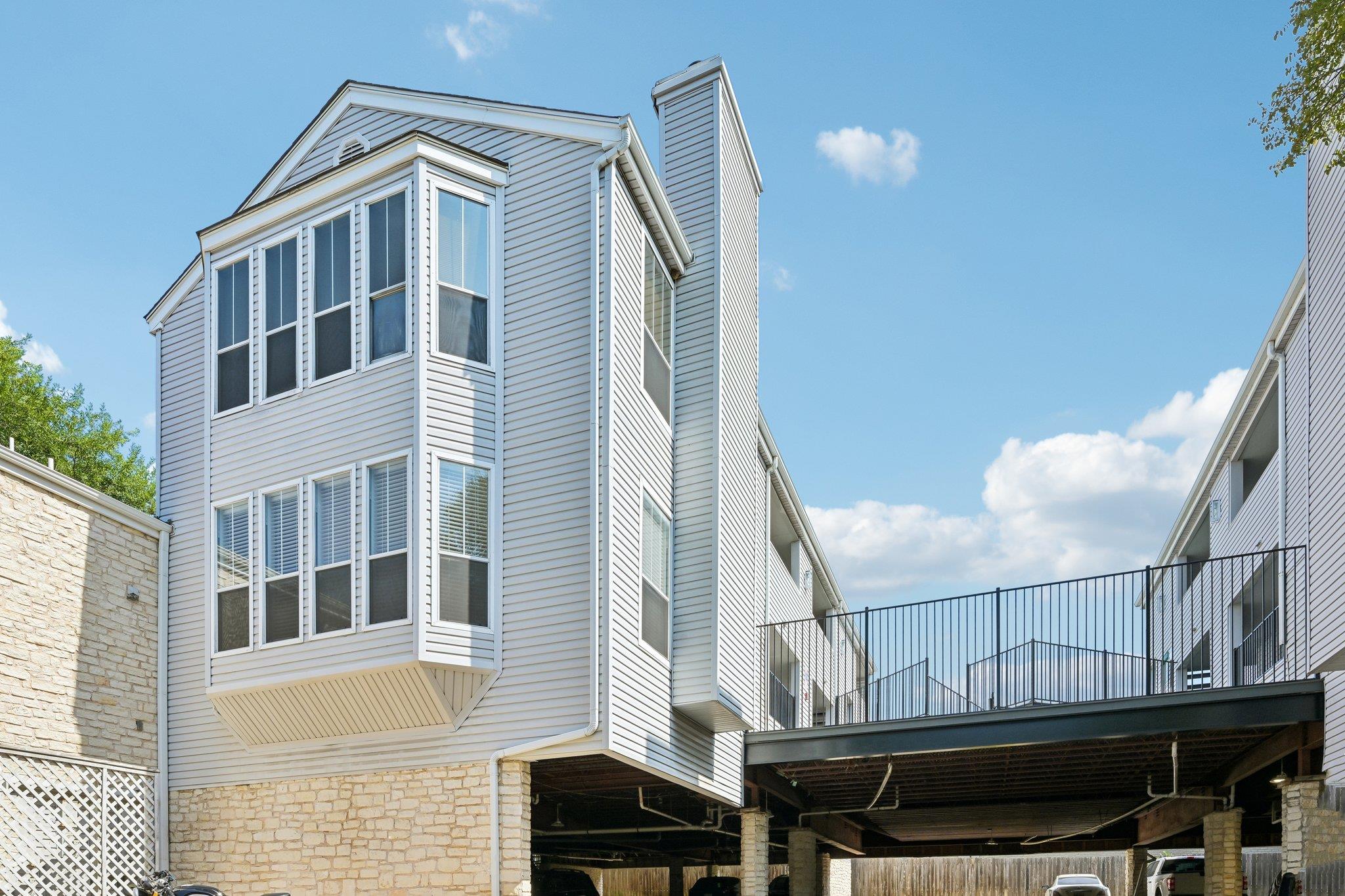 2520 Quarry RD #202, Austin, TX 78703