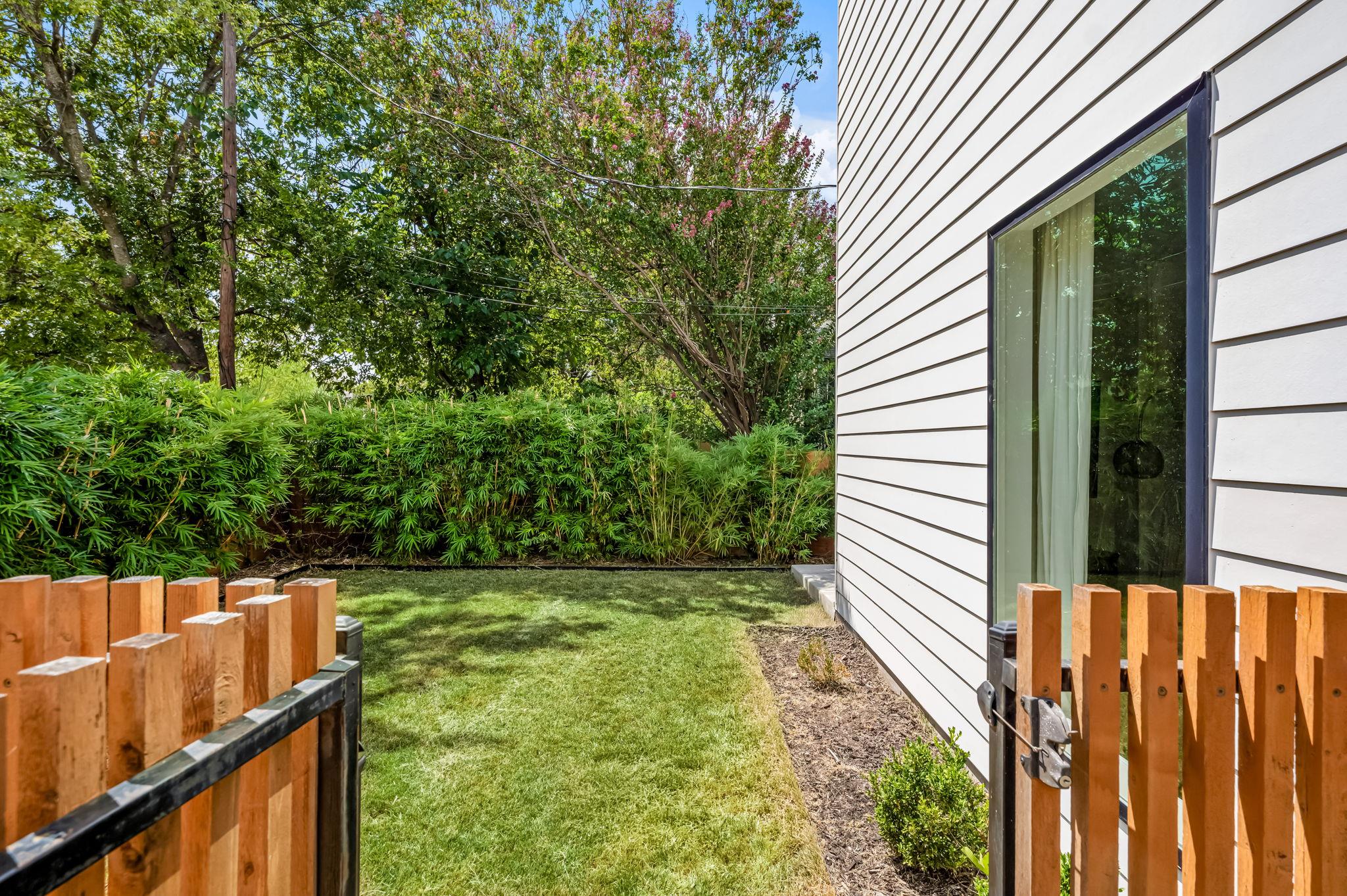 608 Brentwood ST #A, Austin, TX 78752