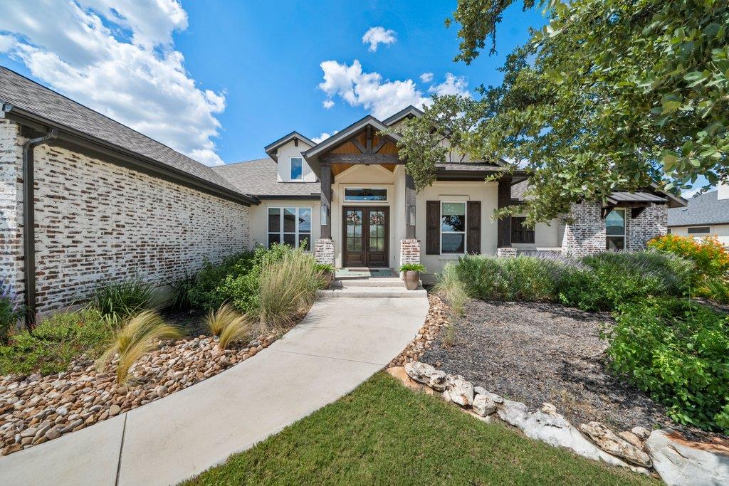 224 Berrywood LN, New Braunfels, TX 78132