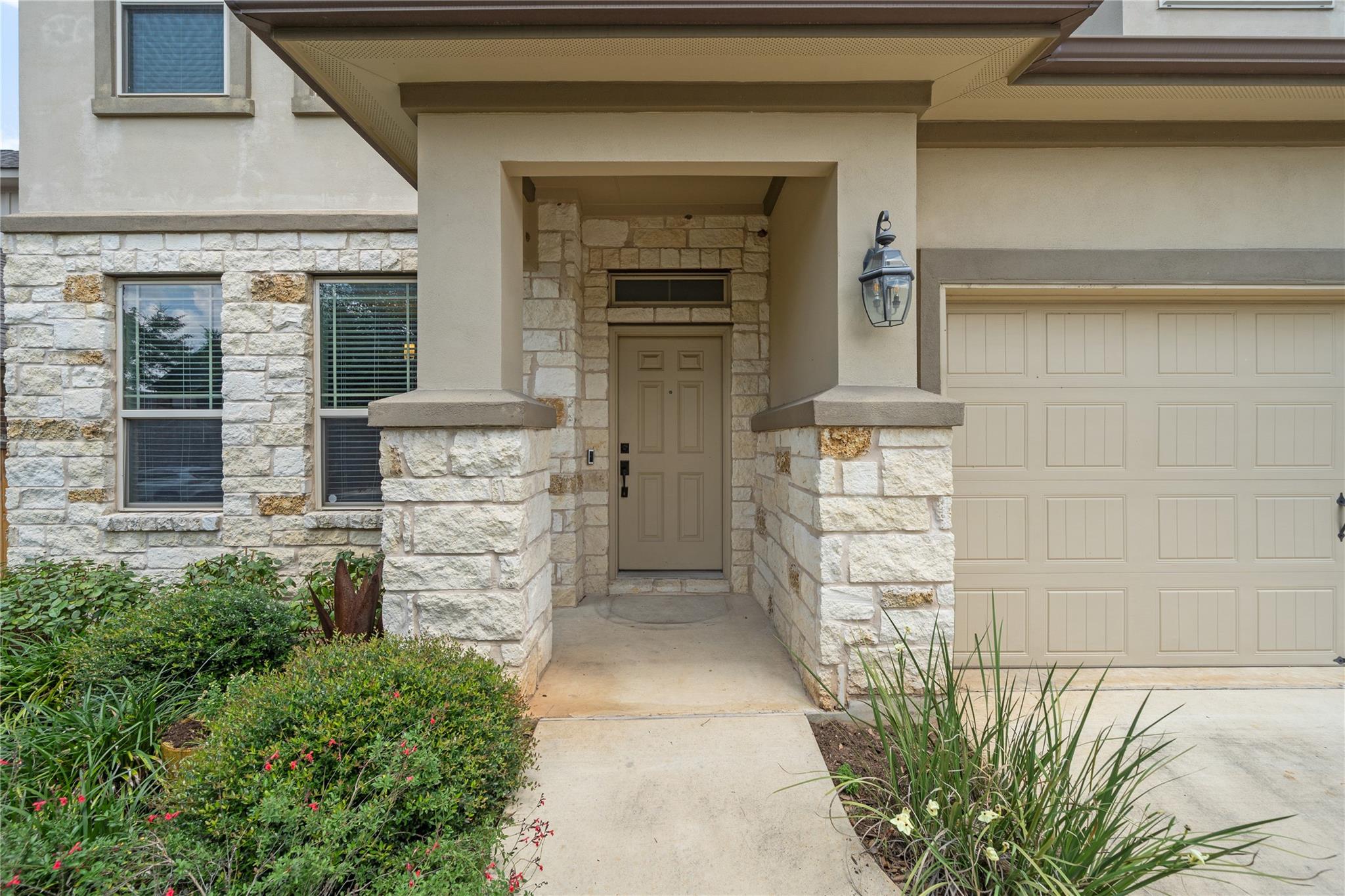 141 Sangaree DR, Buda, TX 78610
