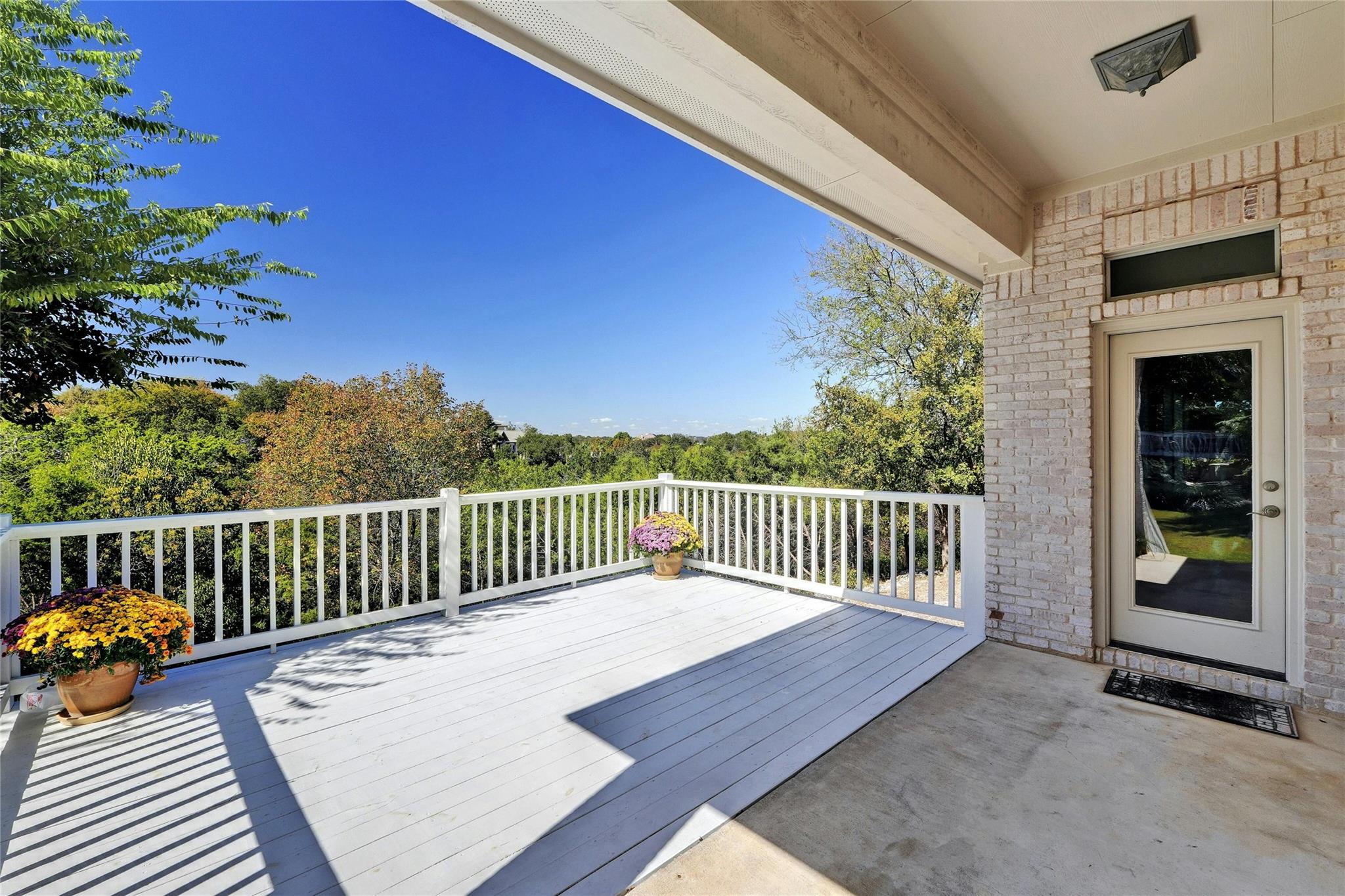 209 Overlook CT, Georgetown, TX 78628