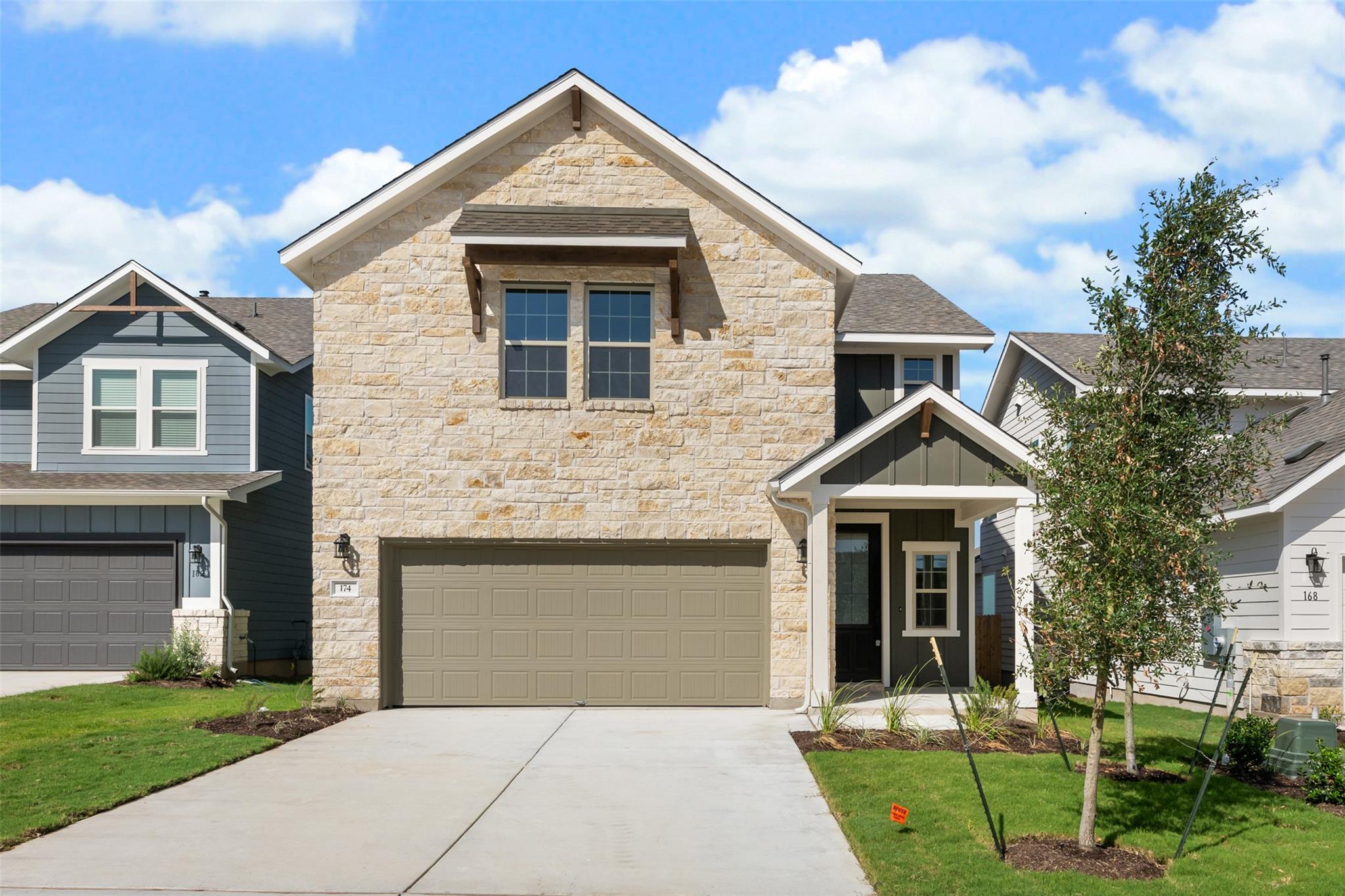 204 Clover BND, Liberty Hill, TX 78642