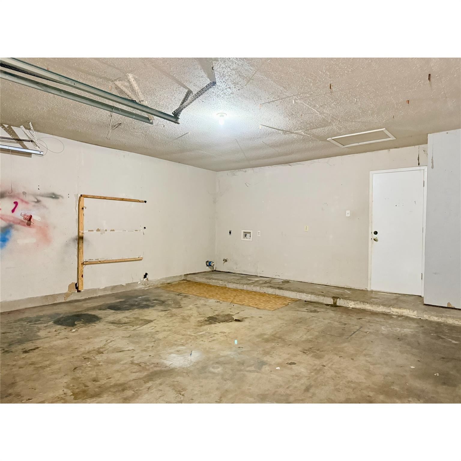 5507 Fence ROW, Austin, TX 78744