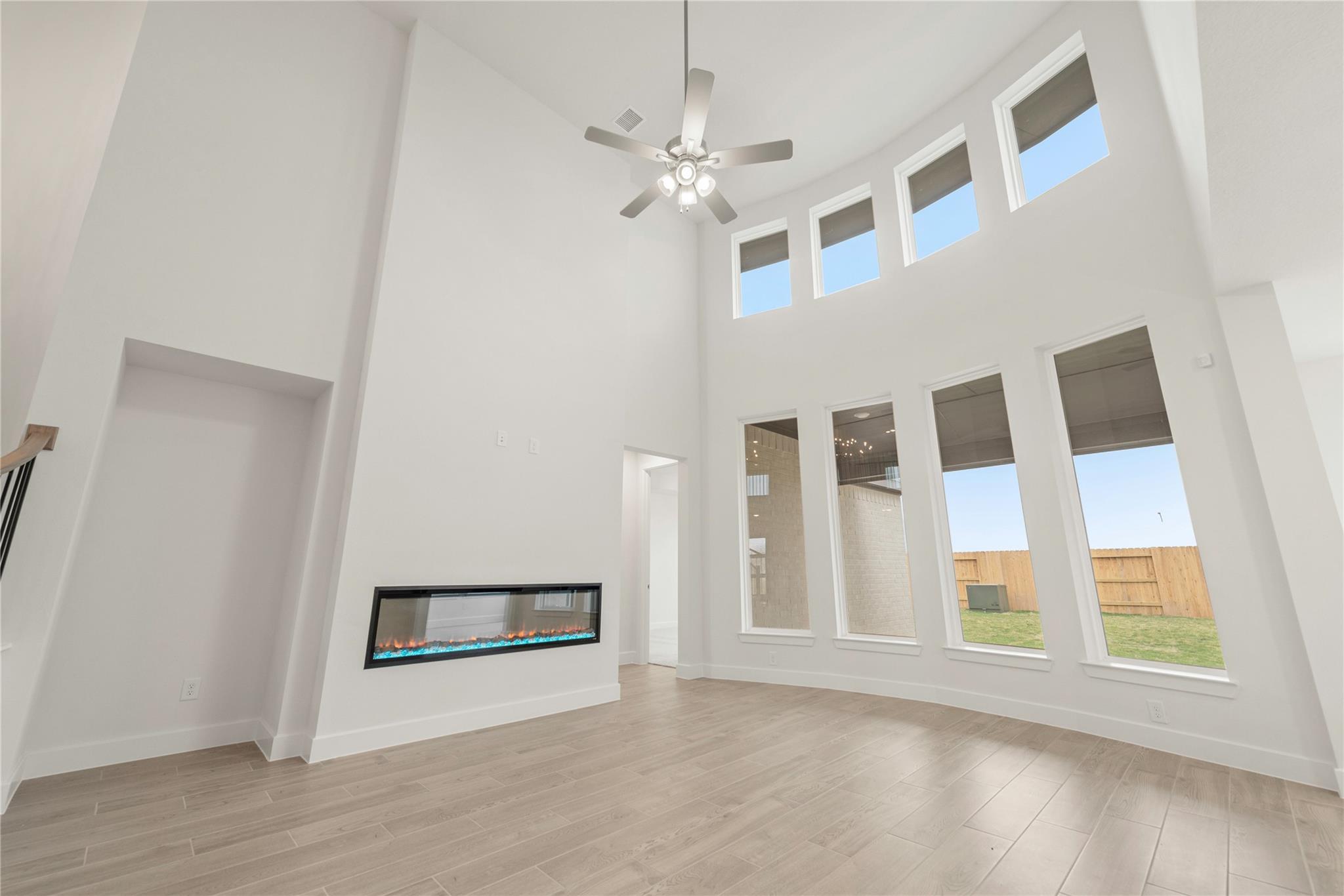8112 Royal Mint CV, Lago Vista, TX 78645