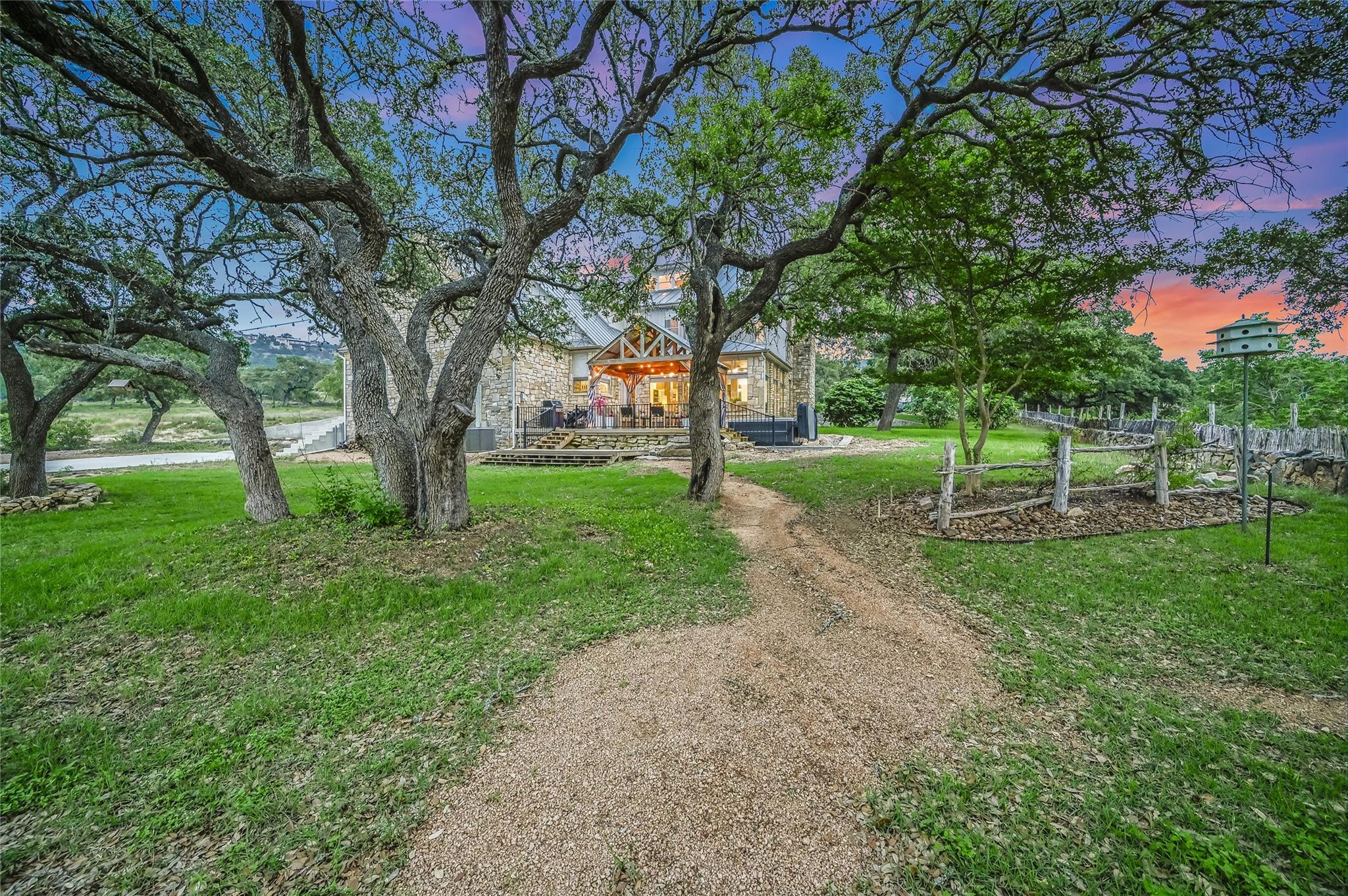 1174 Royal Eagle DR, Fischer, TX 78623