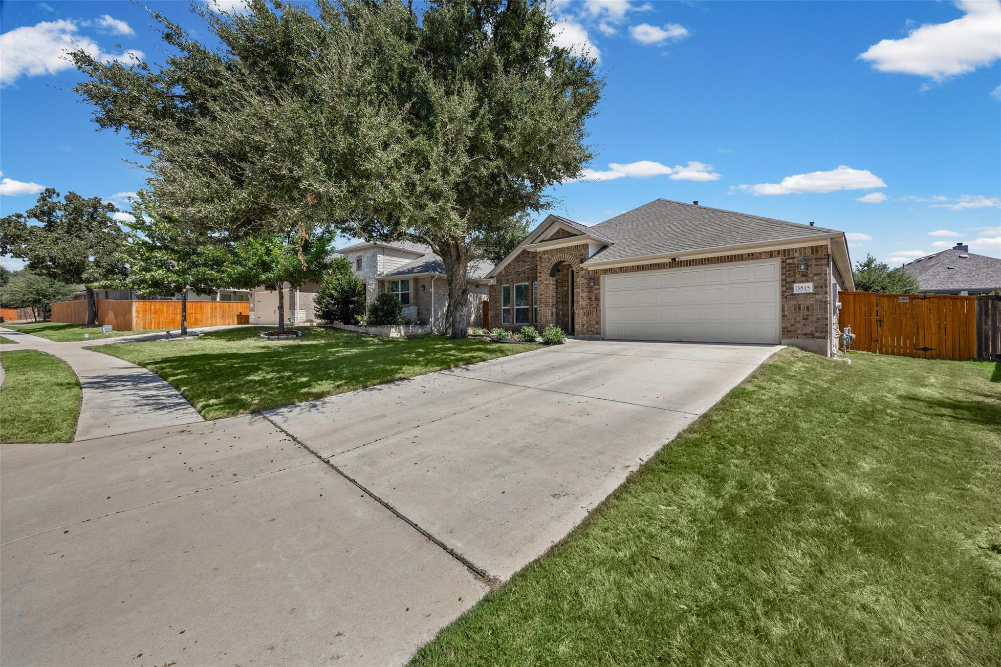 3815 Park Point Pa, Round Rock, TX 78681
