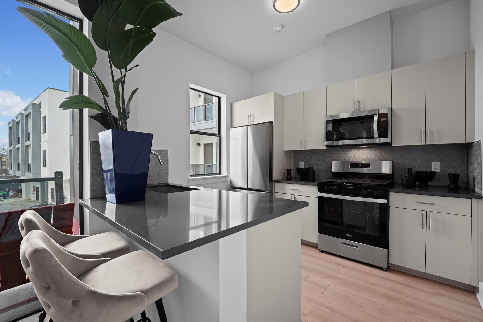 3900 Berkman DR #206, Austin, TX 78723
