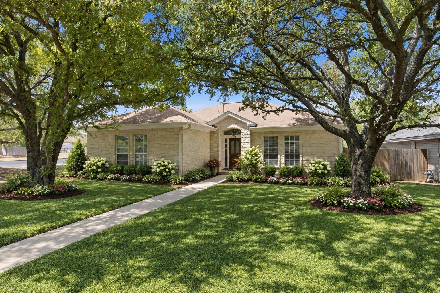 312 Debora DR, Georgetown, TX 78628