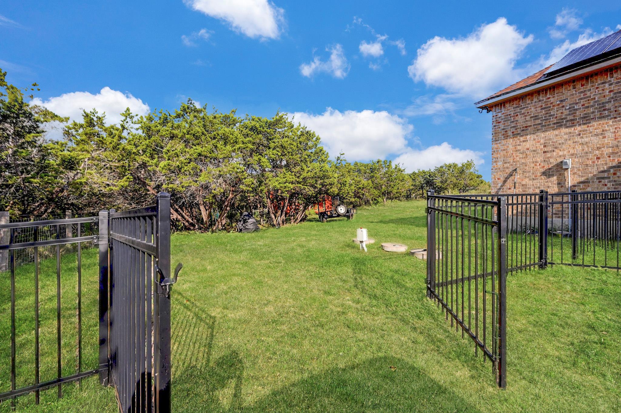 643 Shady HOLW, New Braunfels, TX 78132