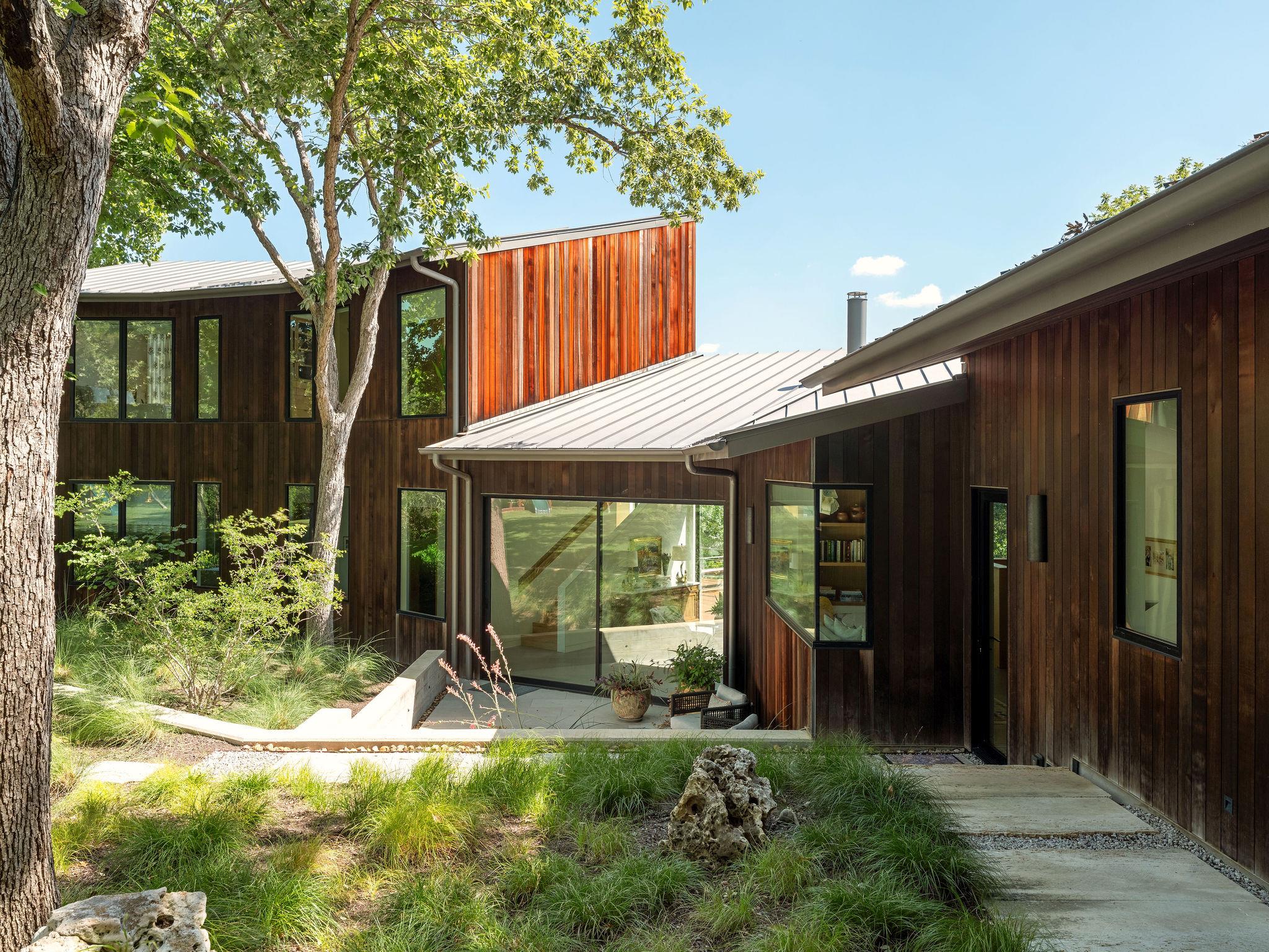 68 Sundown PKWY, Austin, TX 78746