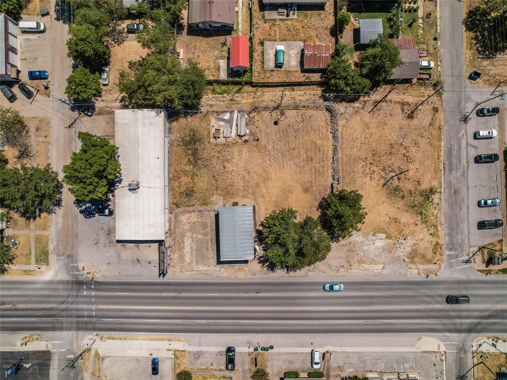 1010 N Main ST, Taylor, TX 76574