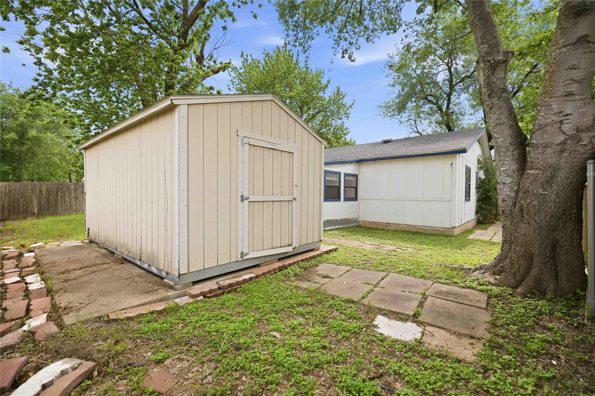 4502 Turnstone DR, Austin, TX 78744