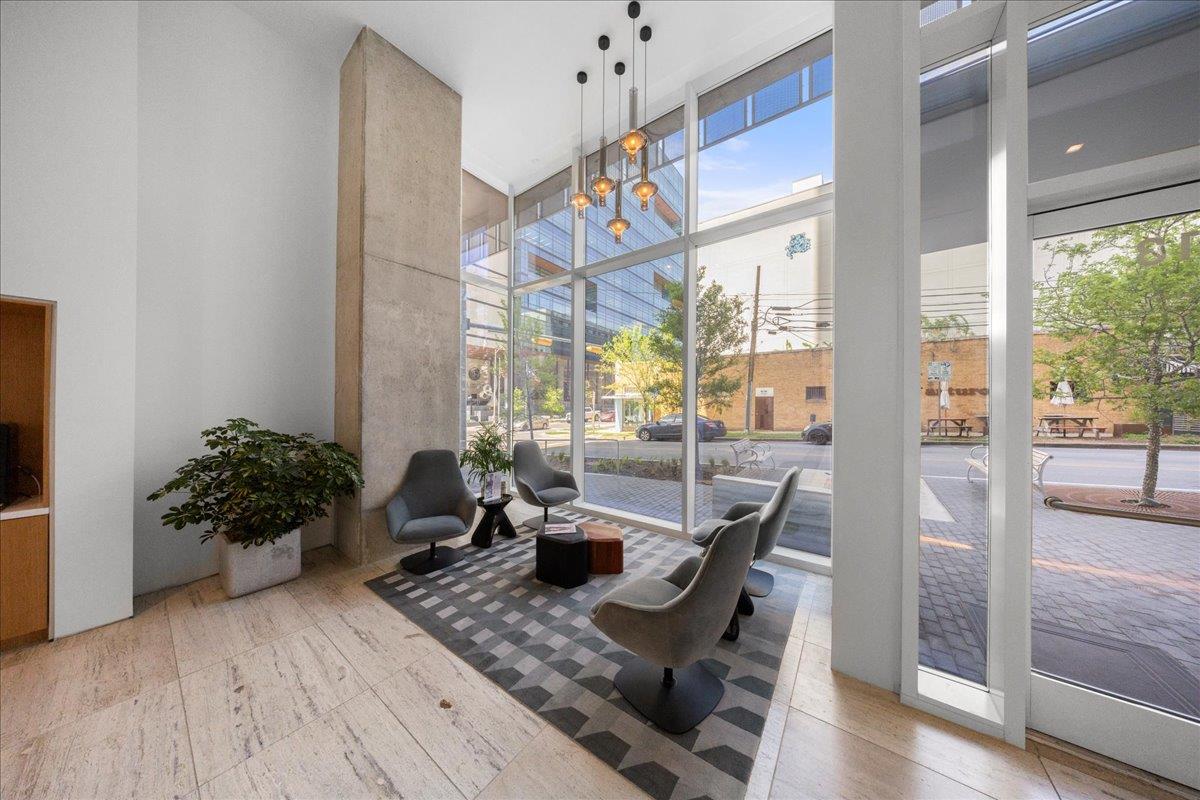 313 W 17th ST #2701, Austin, TX 78701