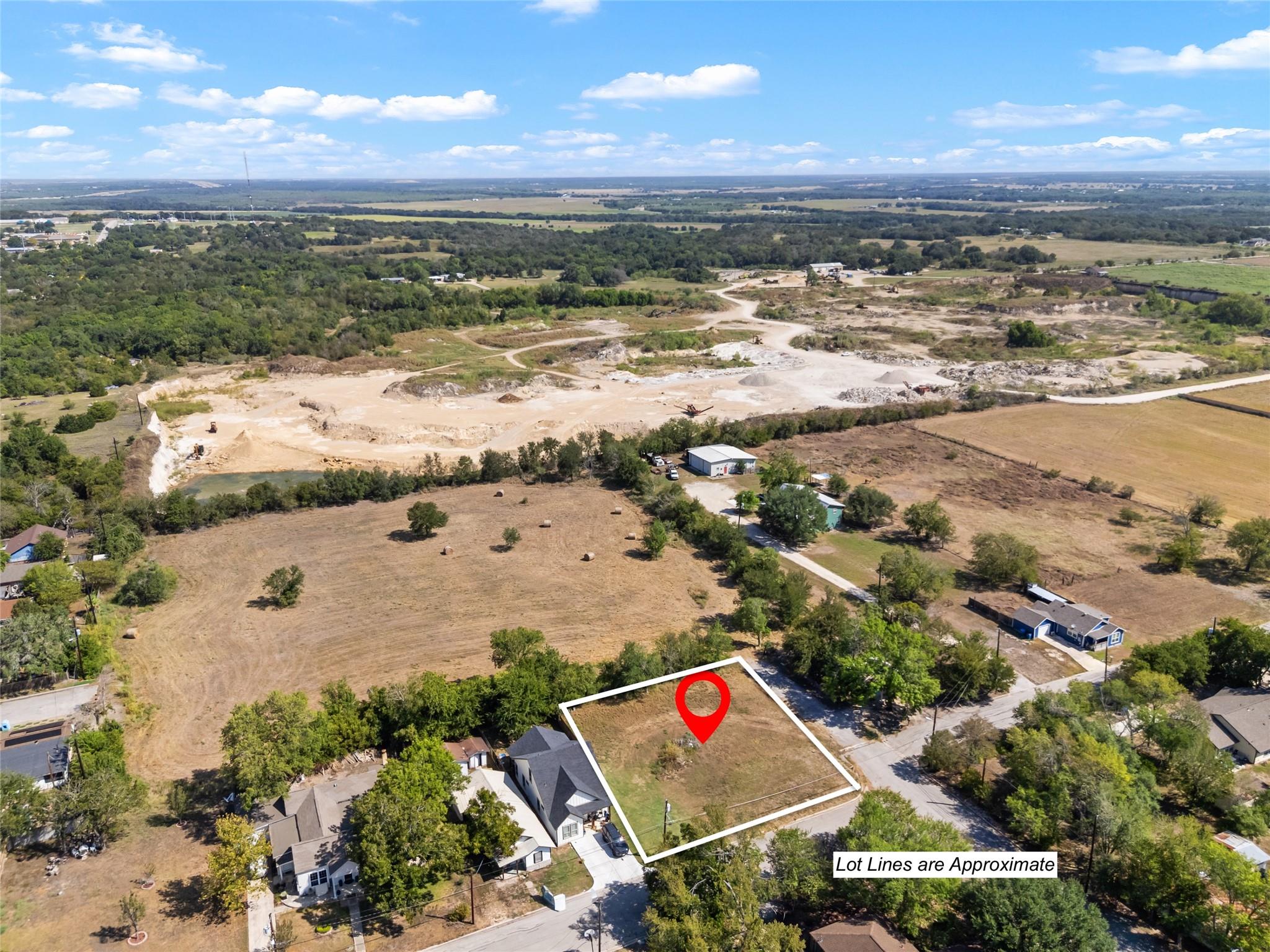 915 Torres ST, Lockhart, TX 78644