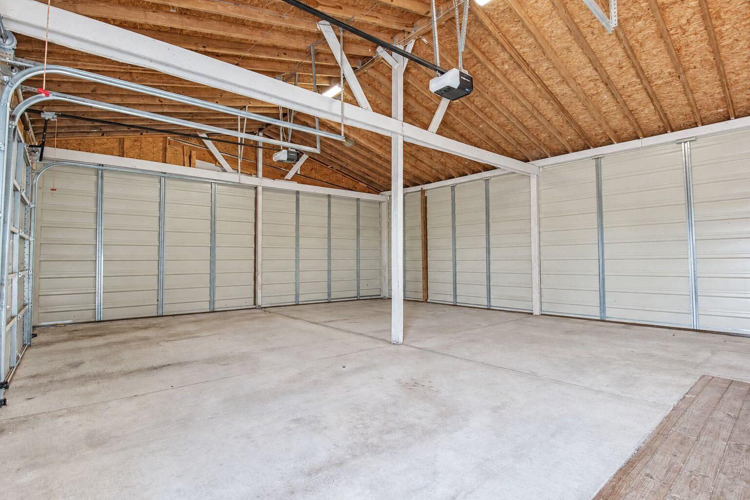 700 County Road 423 RD, Taylor, TX 76574