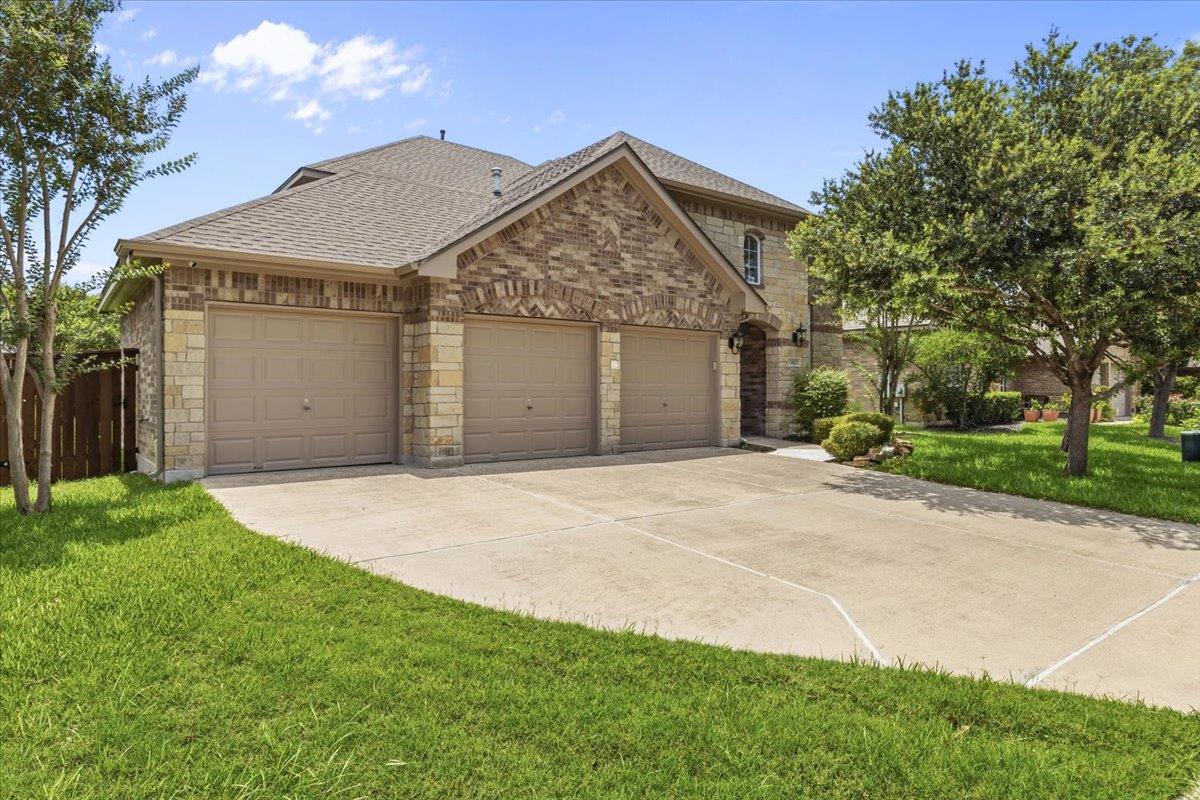 13812 Long Shadow DR, Manor, TX 78653