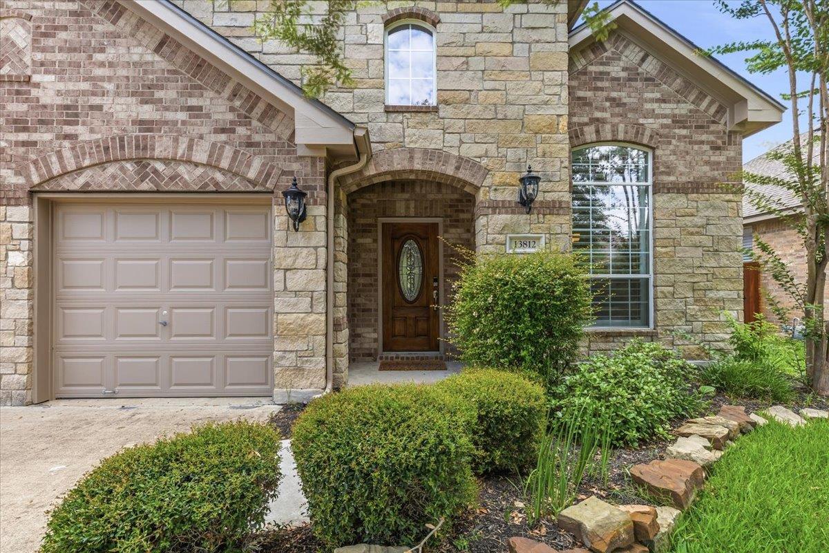 13812 Long Shadow DR, Manor, TX 78653