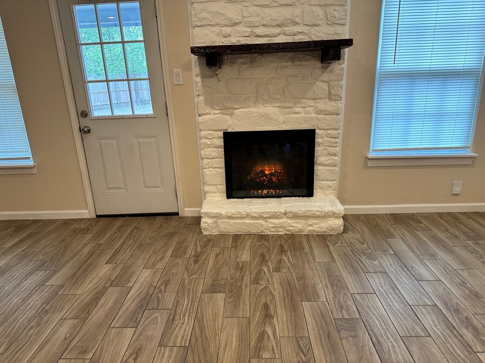 407 Vista West CT, Bastrop, TX 78602
