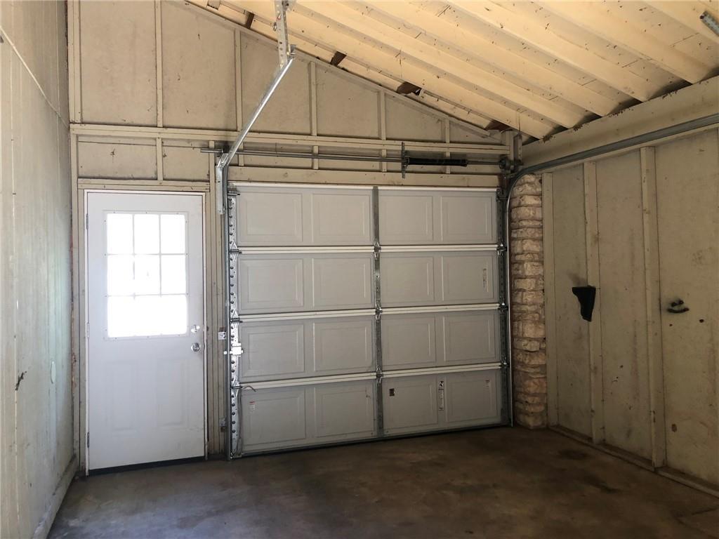 407 Vista West CT, Bastrop, TX 78602