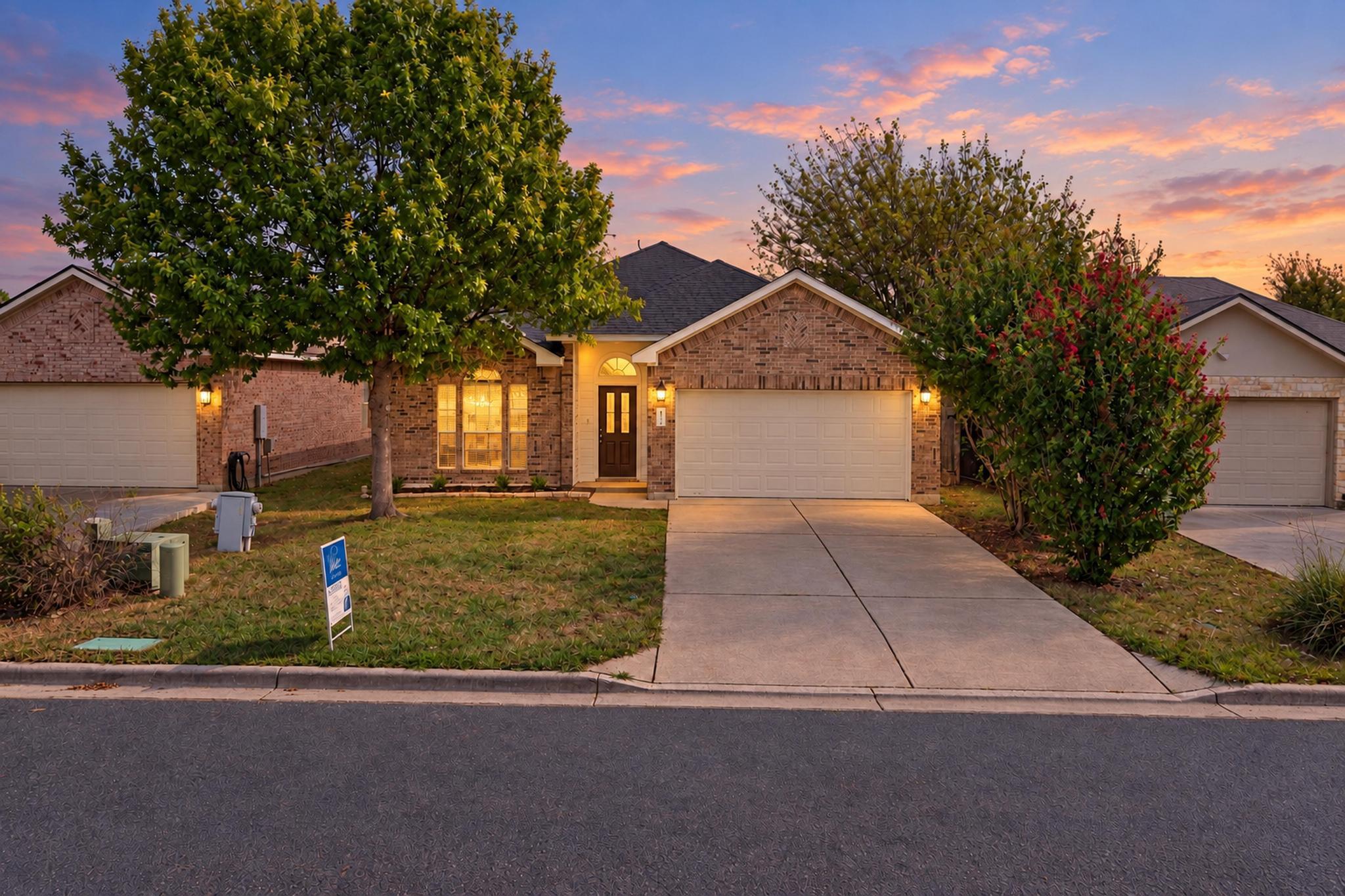 150 Engineers Ps, Jarrell, TX 76537