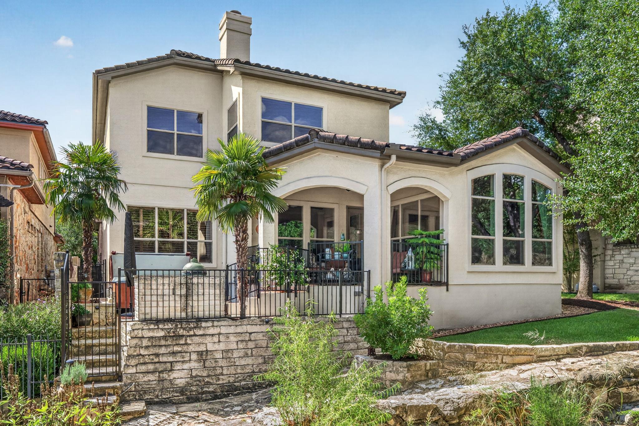 16 Swiftwater TRL, The Hills, TX 78738