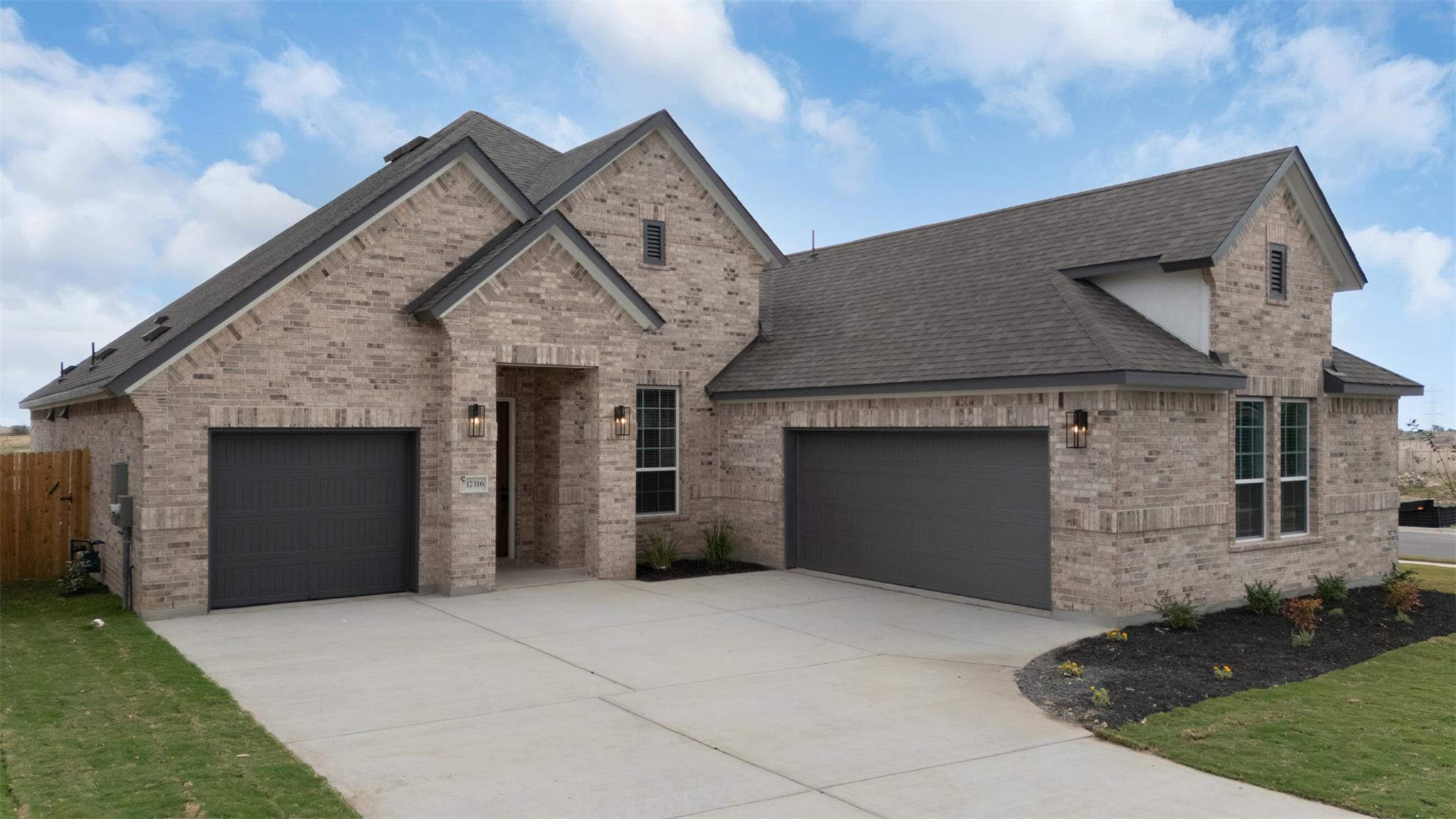 1612 Willow Bean DR, Georgetown, TX 78633