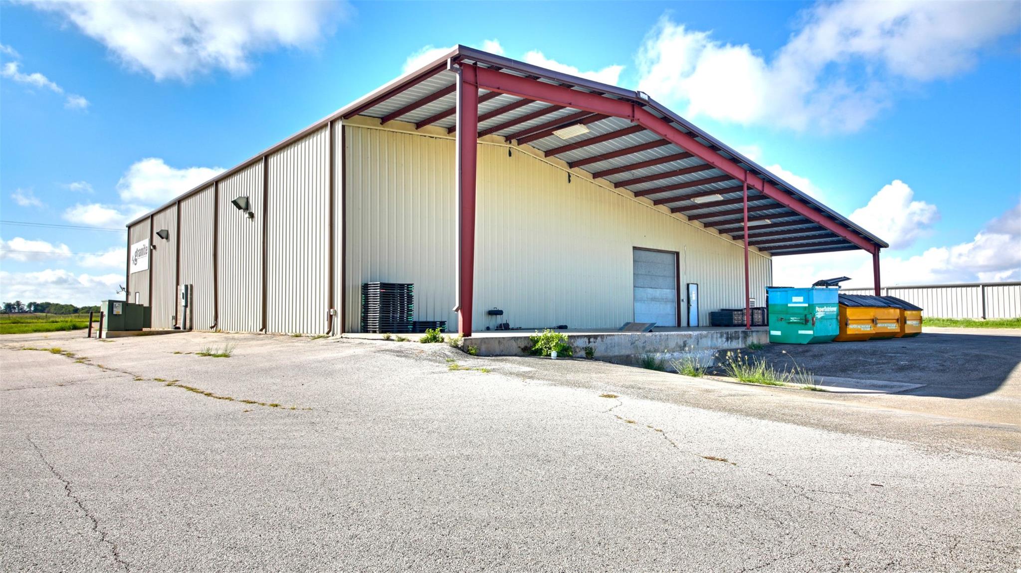 2675 County Road 374, Taylor, TX 76574