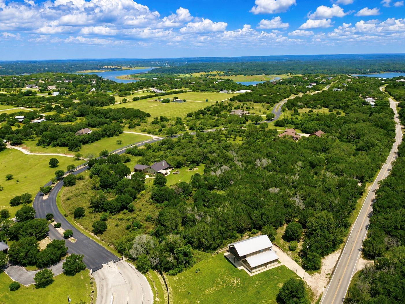 112 Ridge Harbor DR, Spicewood, TX 78669