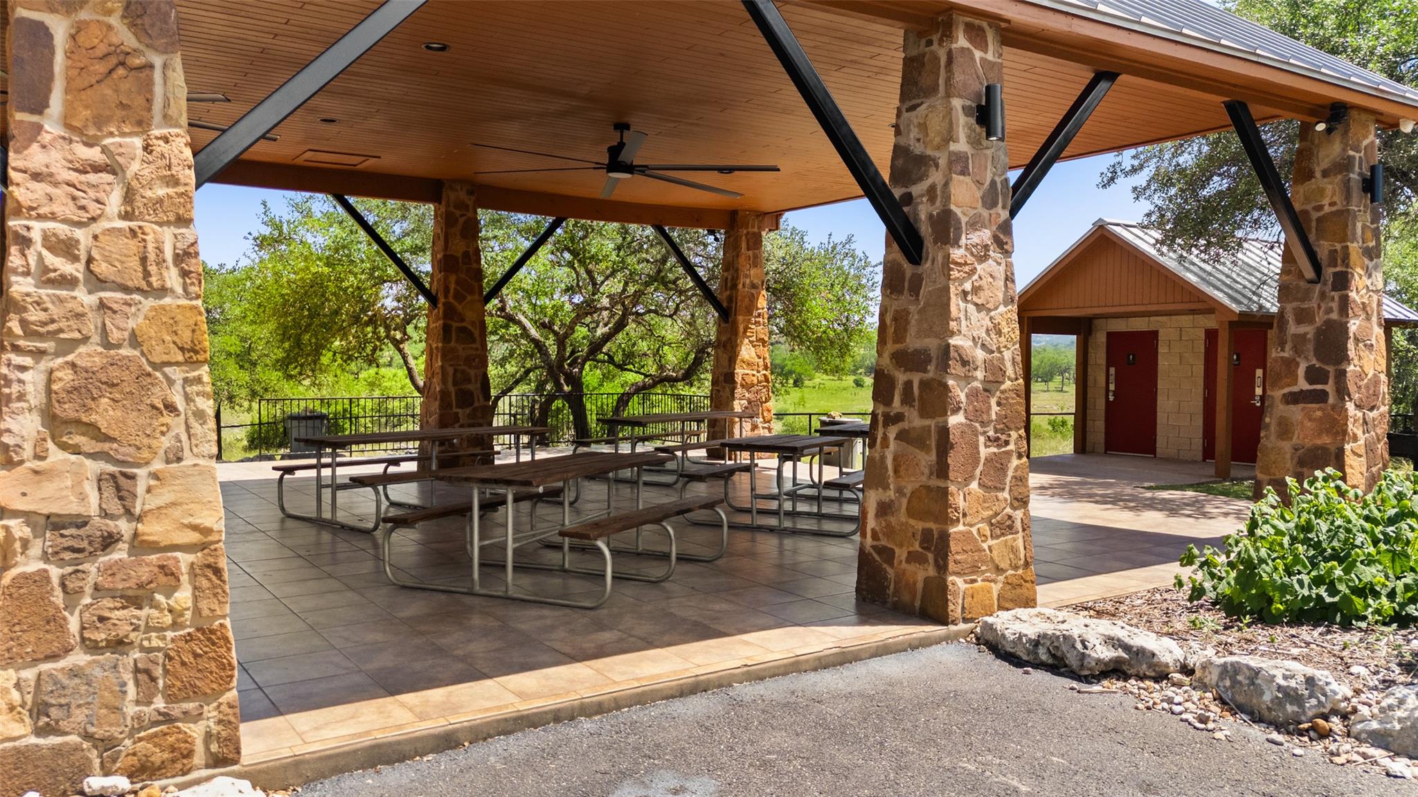 2153 San Jose Way, Canyon Lake, TX 78133