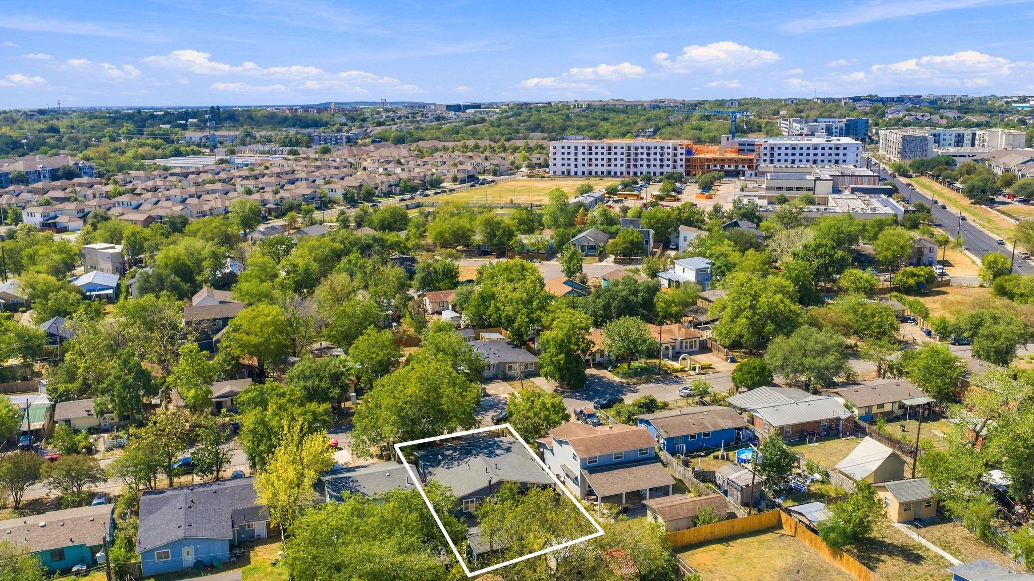 6612 Cruz ST, Austin, TX 78741