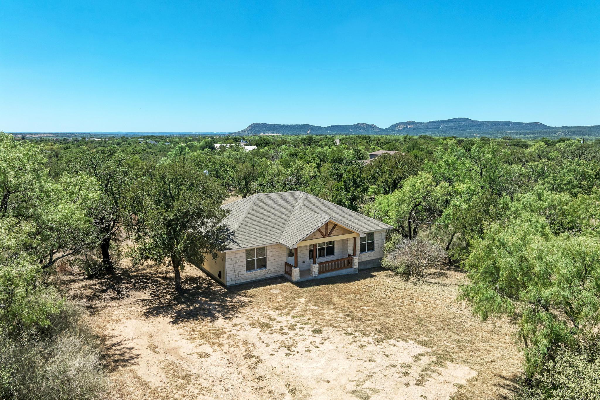 117 North Ps, Kingsland, TX 78639