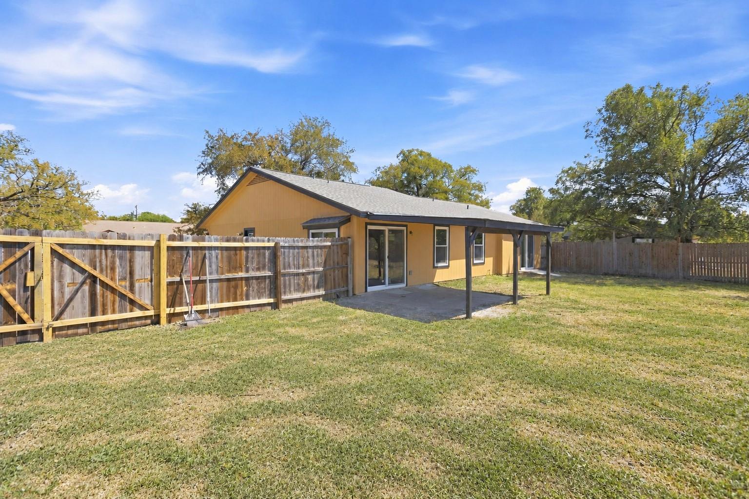1903 S West DR, Leander, TX 78641