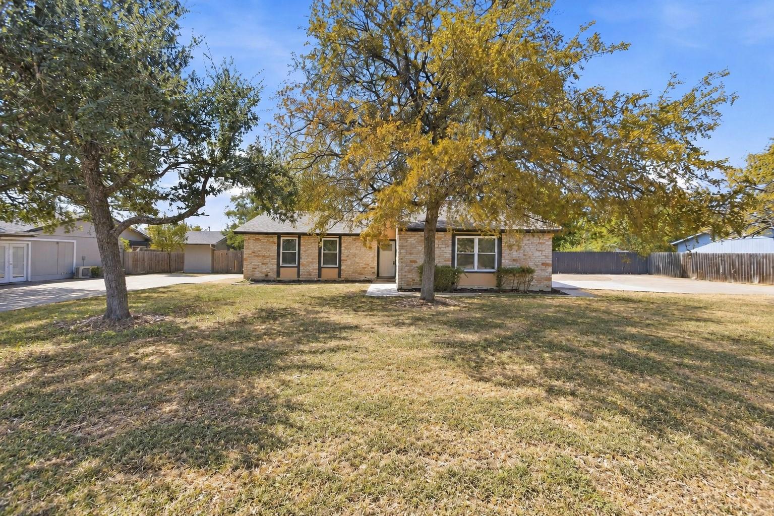 1903 S West DR, Leander, TX 78641