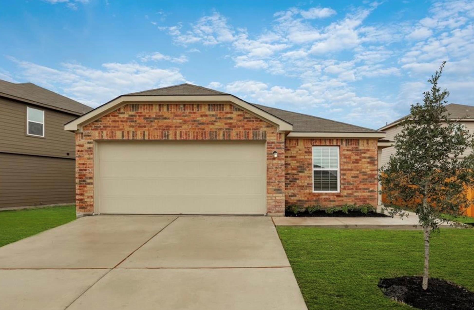 301 Crescent Park DR, Jarrell, TX 76537