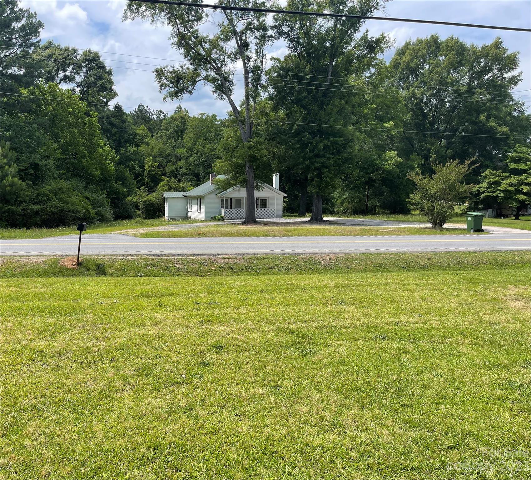 2790 Great Falls Hw, Lancaster, SC 29720