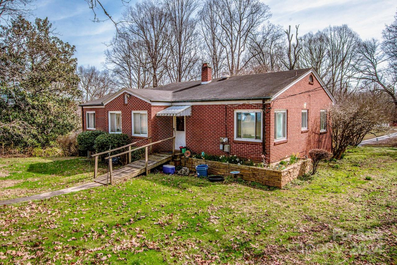 1095 Mount Ulla Hw, Mooresville, NC 28115