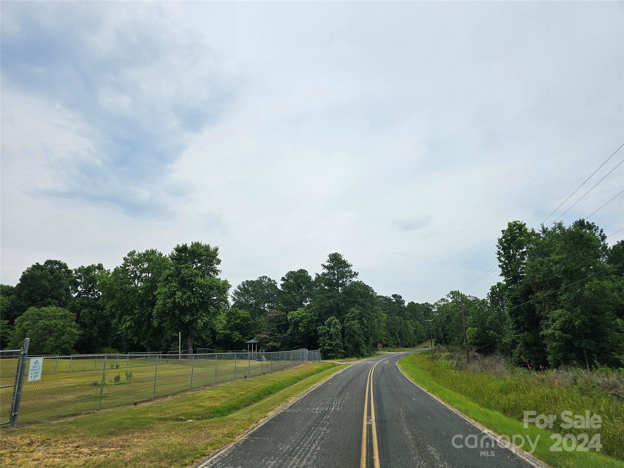 794 Ford Rd, Gaffney, SC 29340