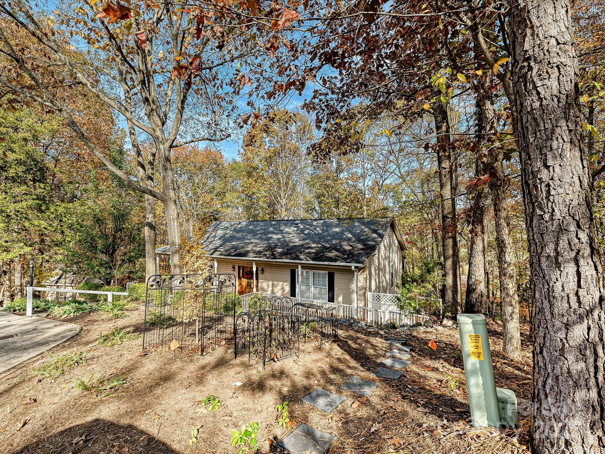 25040 Timberlake Dr, Tega Cay, SC 29708