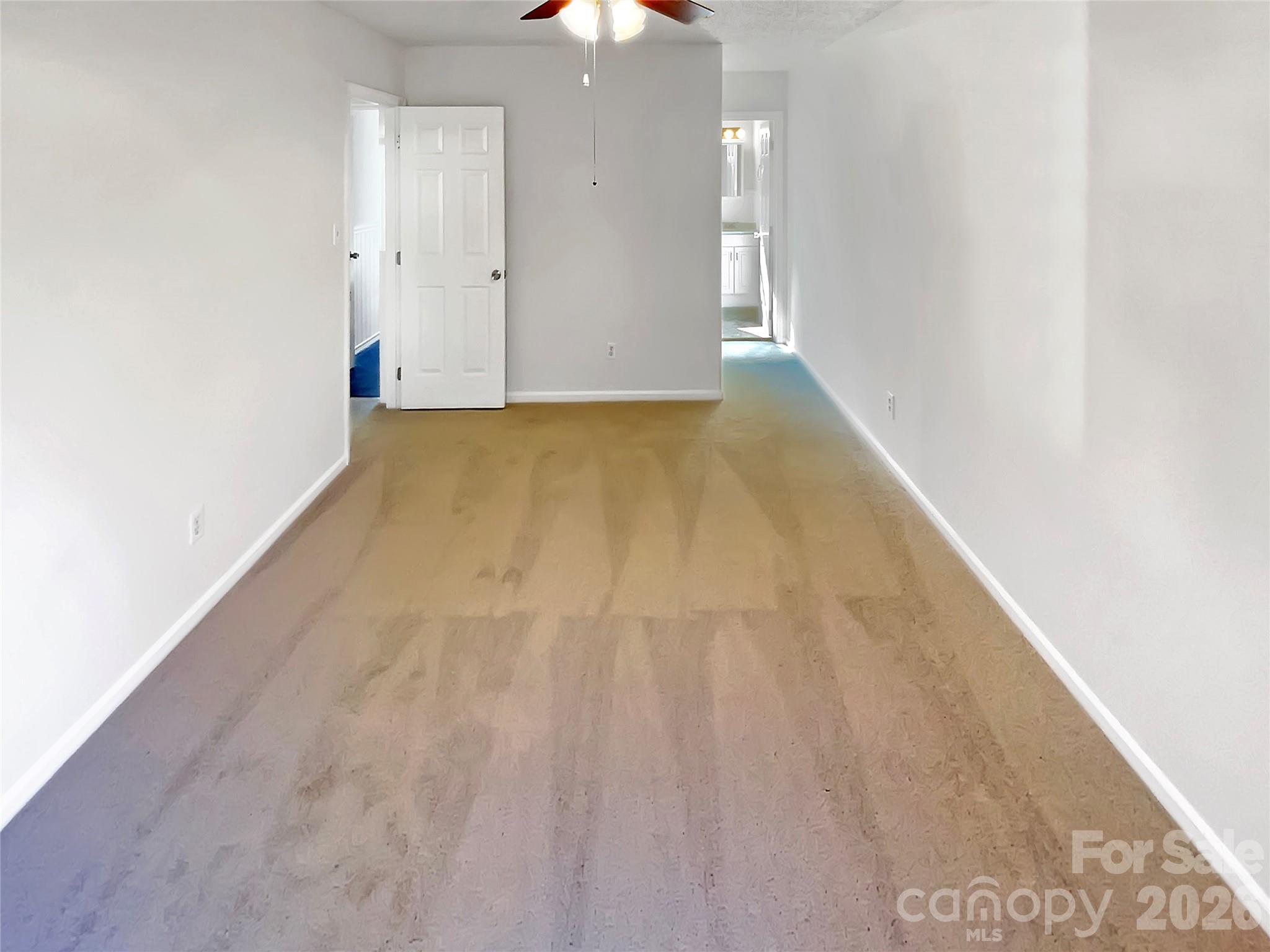 7401 Limerick Dr, Charlotte, NC 28270