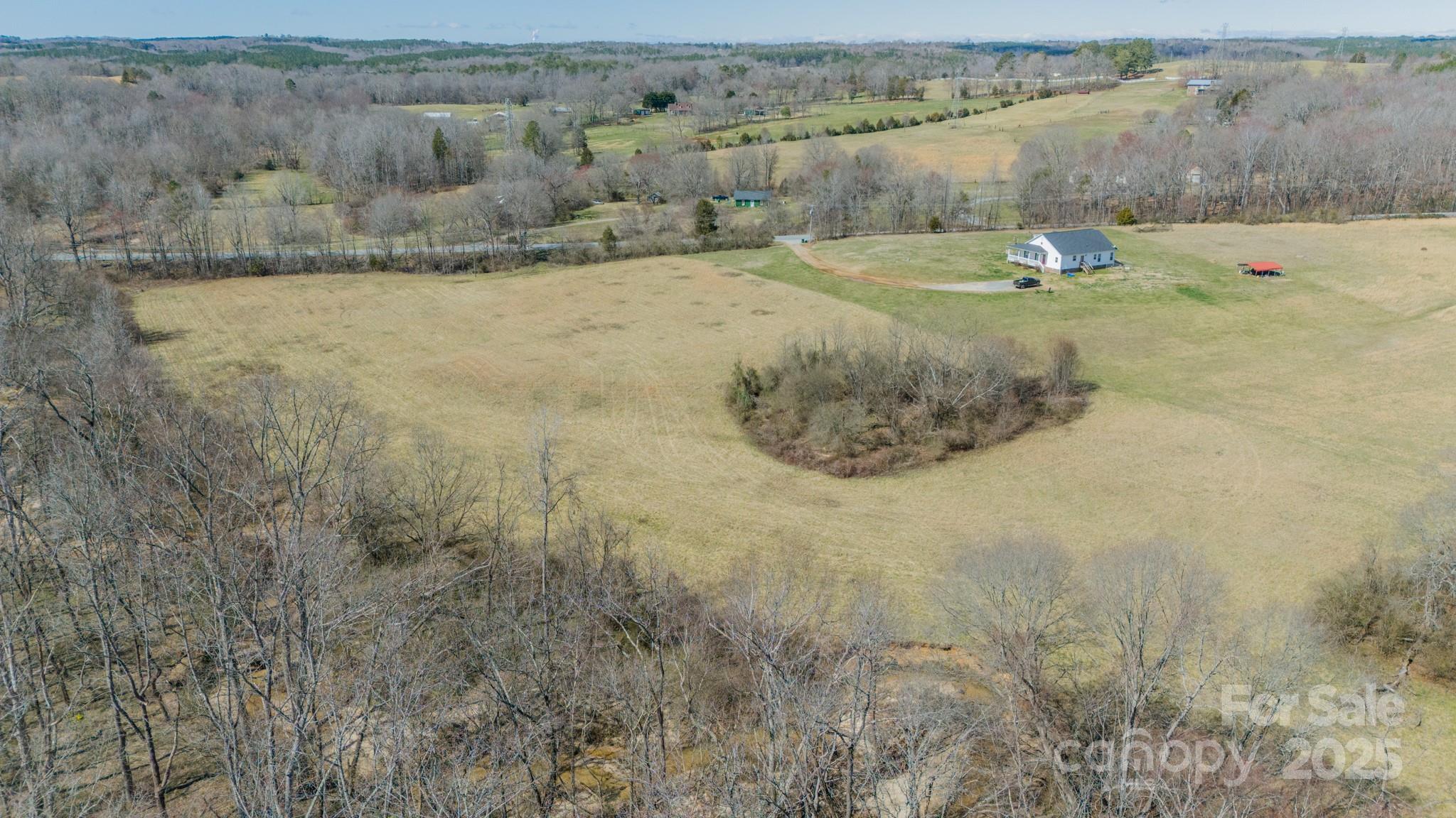 000 N Mountain St, Blacksburg, SC 29702
