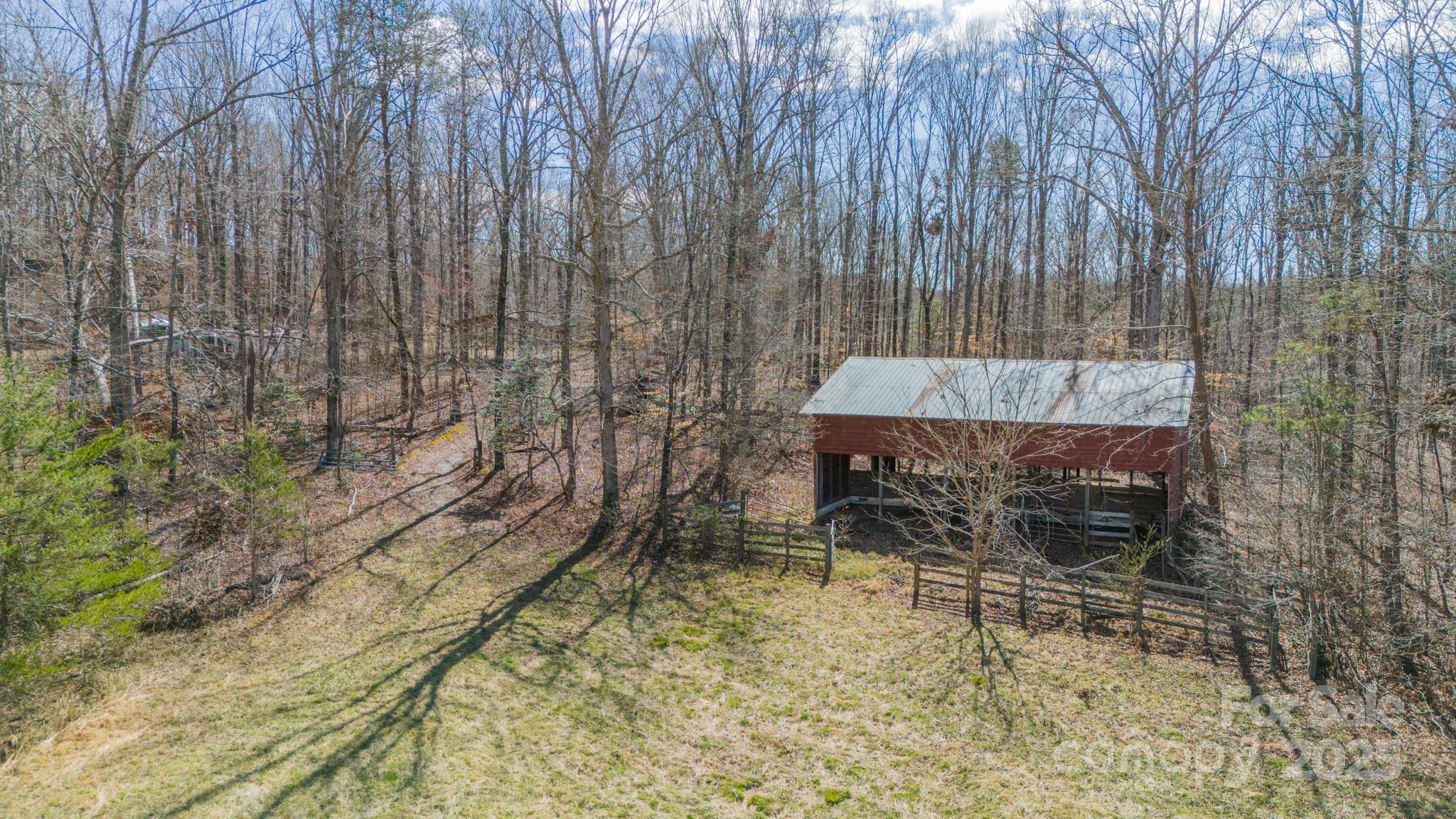 000 N Mountain St, Blacksburg, SC 29702
