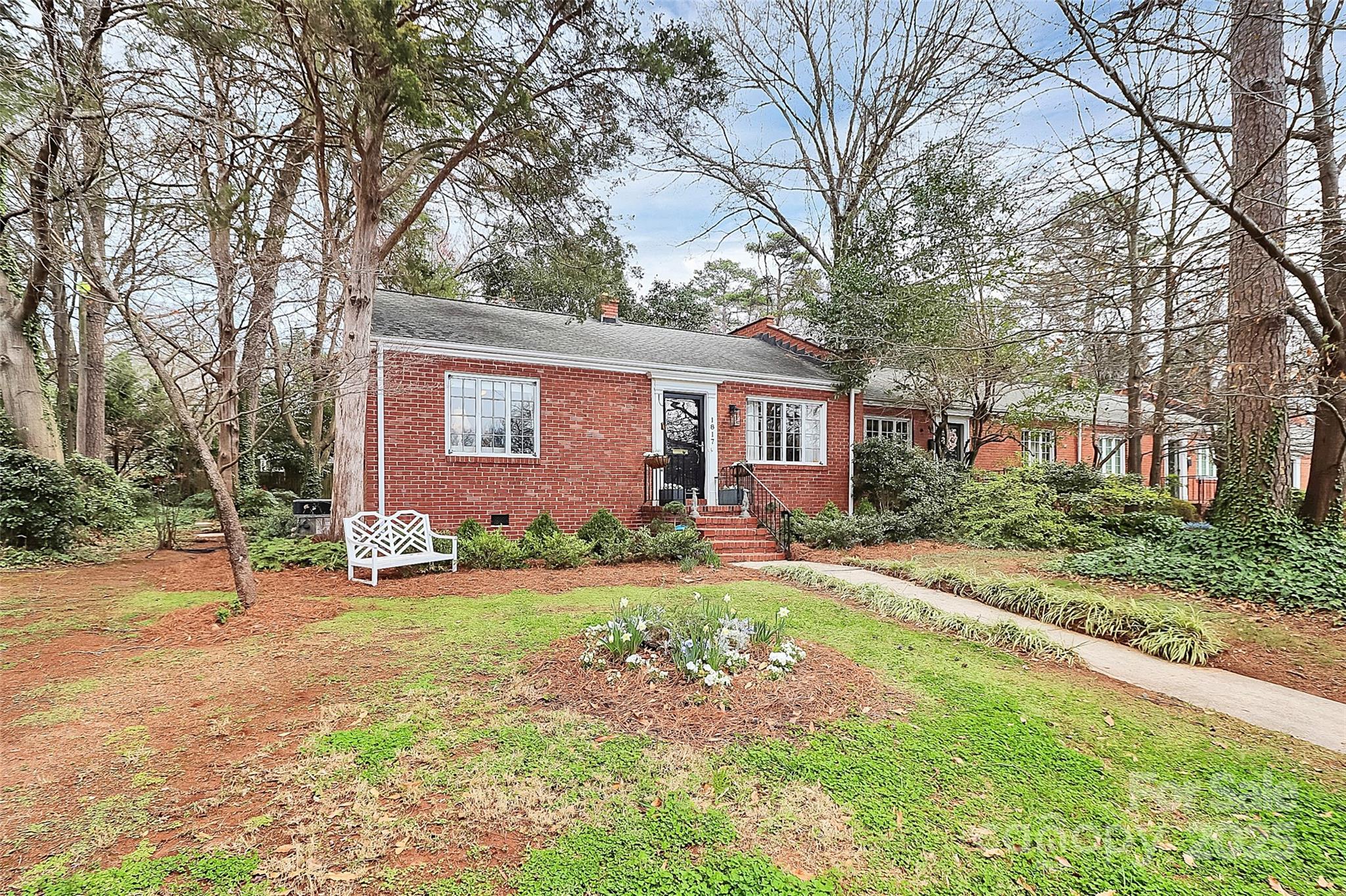 1817 Jameston Dr, Charlotte, NC 28209
