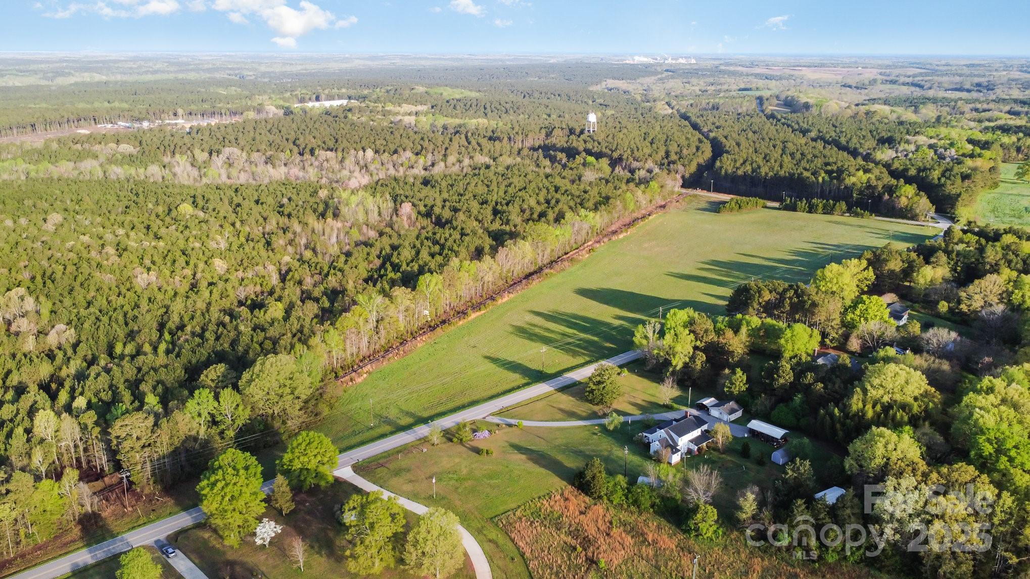 2233 Riverside Rd, Lancaster, SC 29720