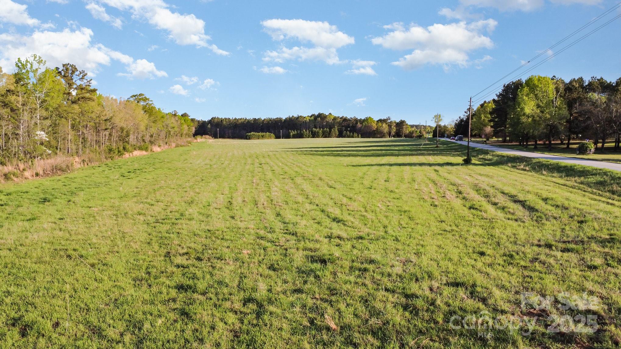 2233 Riverside Rd, Lancaster, SC 29720